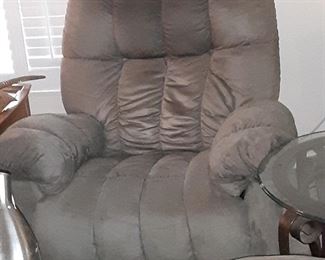 Taupe/Gray Lounger (Matches the Couch & Loveseat)