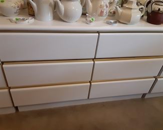 White Lacquer Chest 6 Drawers