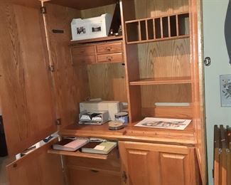 Pull Out Drawer for Keyboard. Full office space and then close up and hide it!! Oak