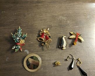 Holiday Pins