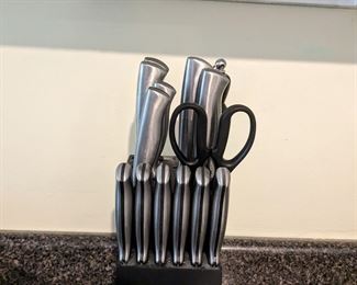 KIT Storage for Sharp Objects