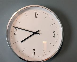 OFFICE Clock Silver