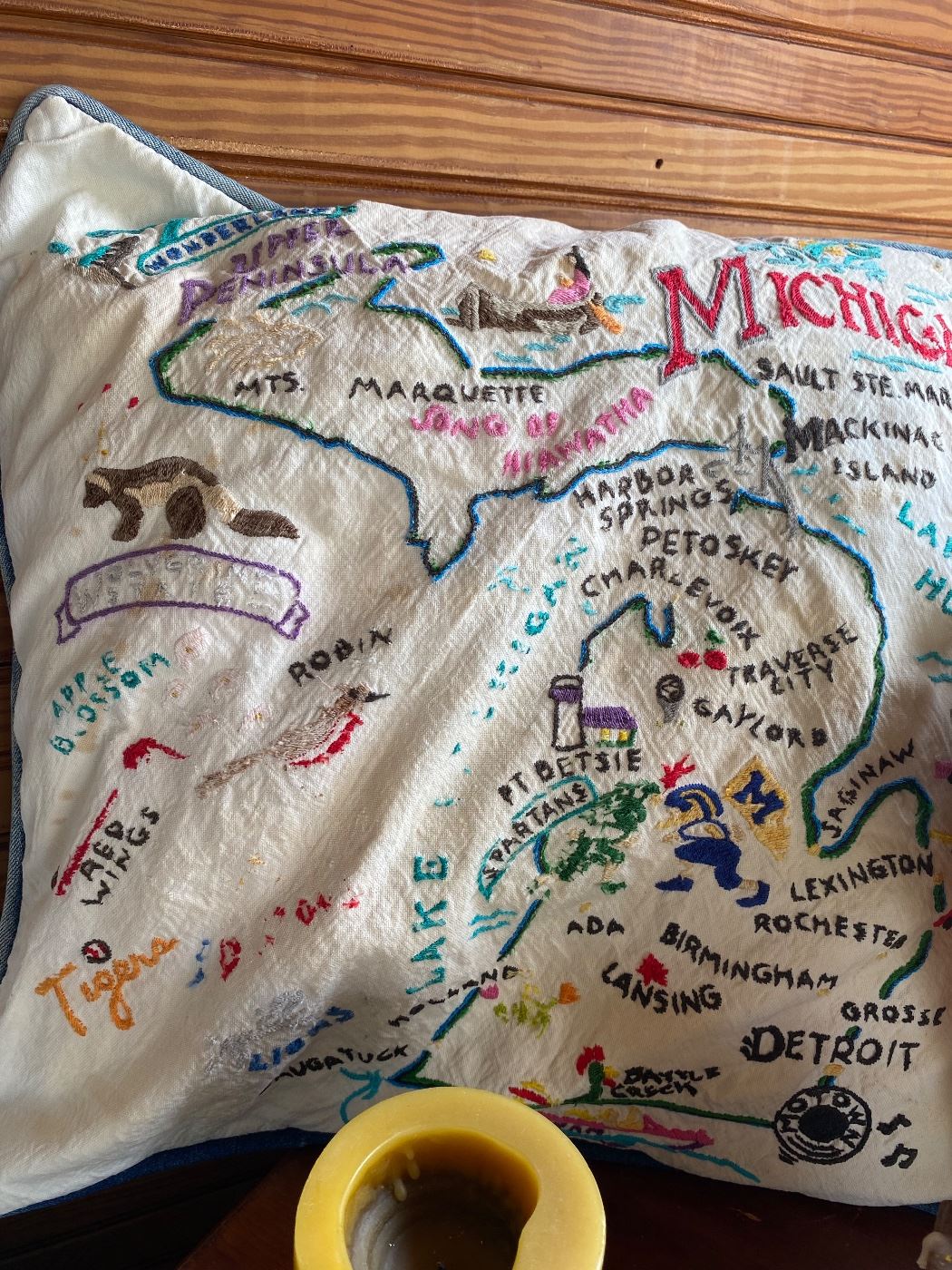 Vintage State of Michigan hand embroidered pillow 