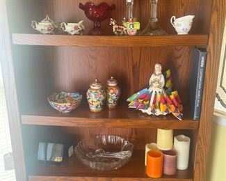 Fenton glass, Cute Woman napkin holder(vintage)