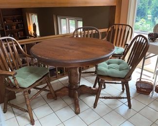Kitchen Table, 4 Chairs 