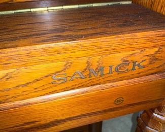 Samick Piano, Upright Piano, German Scale. 