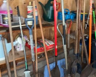 Yard tools 