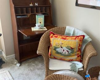 Wicker Chair, wicker ottoman