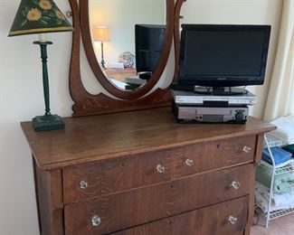 Vintage dresser