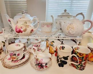 tea cups, tea pots
