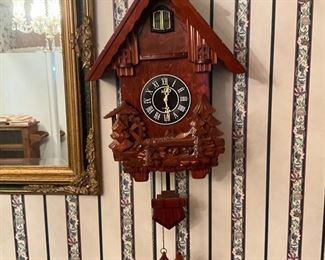 First Cuckoo clock - great detail - works 