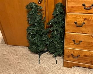 2 more lighted trees