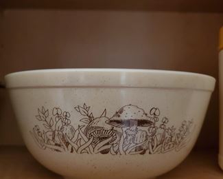 Pyrex Mushroom Forest Fancies