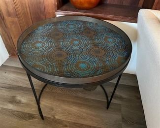 Round Side Try Table by Notre Monde