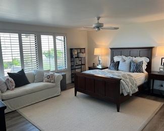 Main Bedroom (Overview)