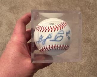 Gaylord Perry Signed Baseball
San Francisco Giants!
