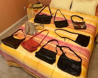 3 Coach purses
1 Couch satchel
1 Nine West
1 neutralizer
1 charming Charlie
2  Unmarked