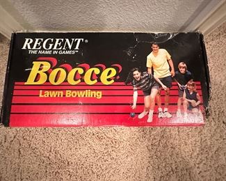 Vintage bocce lawn bowling game!