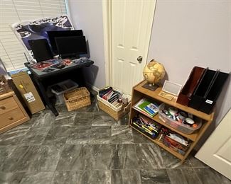 More office supplies!
More computer stuff!