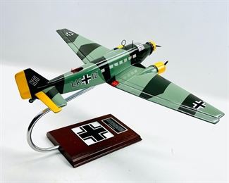 Junkers Ju-52 "Auntie Ju" 1/52 Scale Model FGJ52TE Desktop Model
