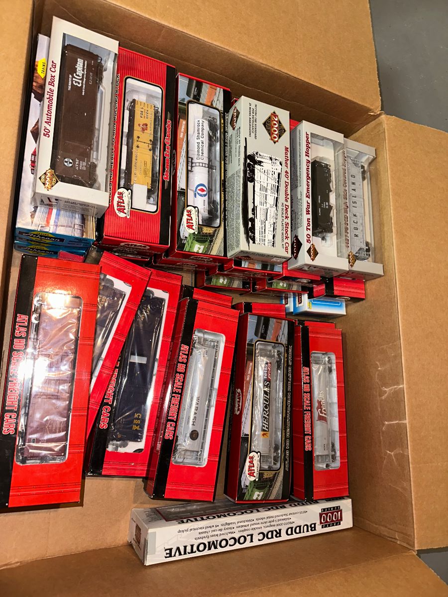 25 OFF TRAIN HEAVEN HUNDREDS OF BOXED... starts on 10/28/2023