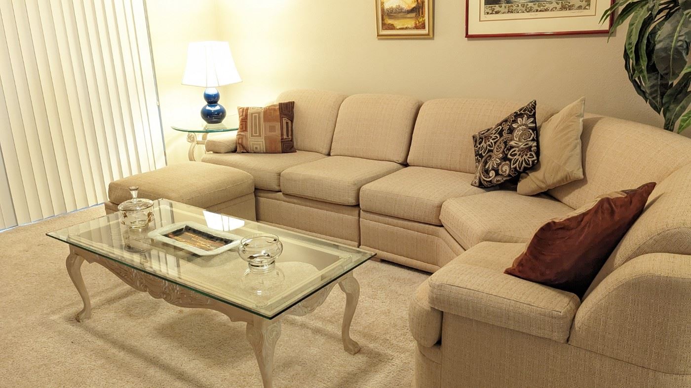 Hathaway Estate Sales Davenport starts on 7/29/2023