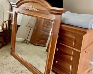 dresser with mirror
