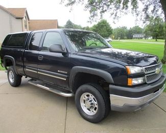 2005 Silverado 2500 HD  ( 6.0 Engine ) 2 Wheel Drive 55,457 Org. Miles