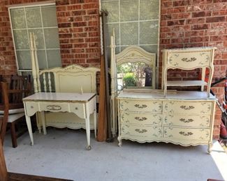 Vintage Bedroom Set