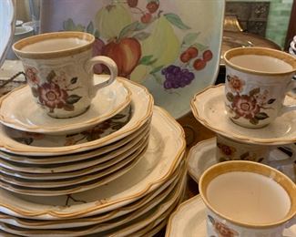 Mid Century Dinnerware