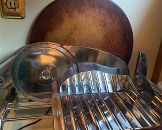 Vintage Home Electric Meat and Cheese Slicer.