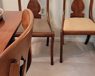 Henkel harris set of 8 gorgeous chairs