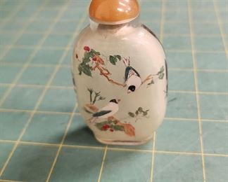 IR9076 Vintage Chinese Hand painted Glass Snuff Bottle w Birds sitting on Trees
