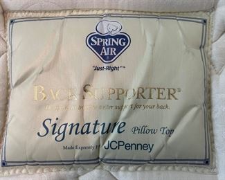 KING SIZE IRON WRAP-AROUND BED FRAME W/MATTRESS