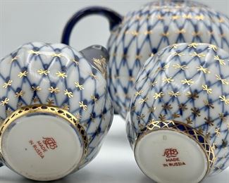 Lomonosov Cobalt Netting 3 pc Tea set: Teapot (5"tall), creamer & sugar cup. Gold rim and details.	Teapot  is 5"tall