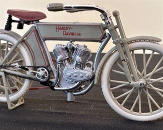 Harley Davidson Model Die-cast Motorcycle