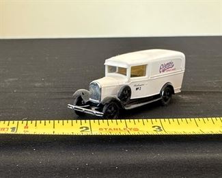Mini plastic model