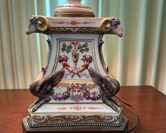 Beautiful  Vintage porcelain table lamp