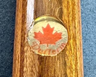 This Pool cue is selling separately from the Pool Table.