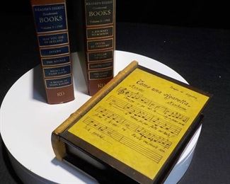 Reuge Wooden Music Box and 2 First Edition 1965 Readers Digest Books