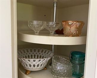 Pretty vintage glassware.