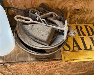 Cast iron stuff all over!