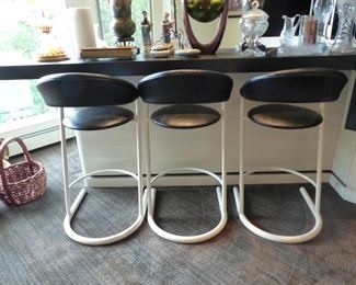Set of 3 bar stools