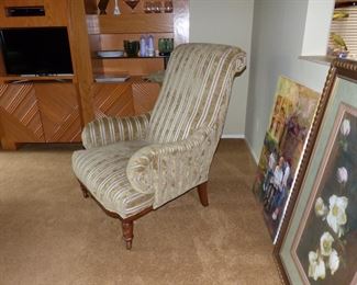 Wing chair
