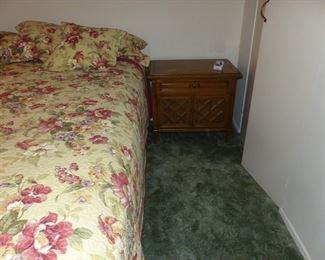 Pair of night tables