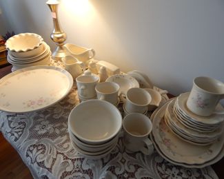 Pfaltzgraff Tea Rose Dishes
