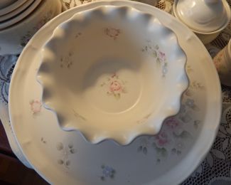 Pfaltzgraff Tea Rose Dishes