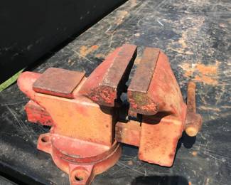 Old vise