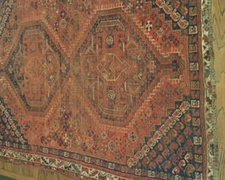 RUG IN ENTRANCE HALL