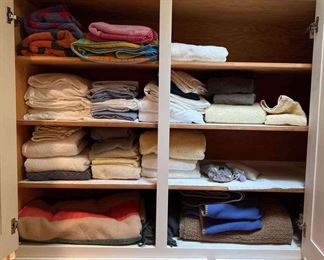 Fred Segal Gray Throw Other Linens